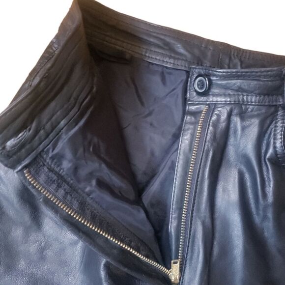 Vintage Bermans High Rise Leather Pants Womens Size 8 Black Minimalist 90s Rave - Picture 4 of 8